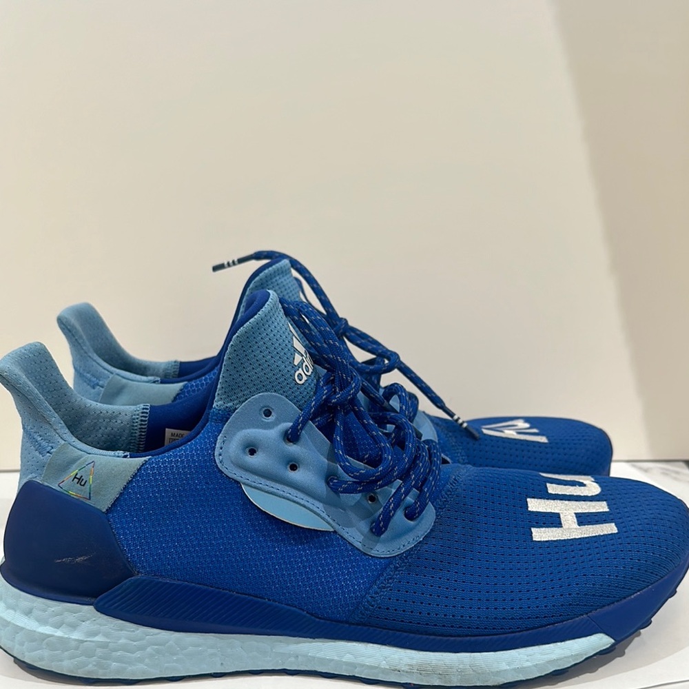 Adidas x Pharrell Solar Hu Power Blue Size 11.5